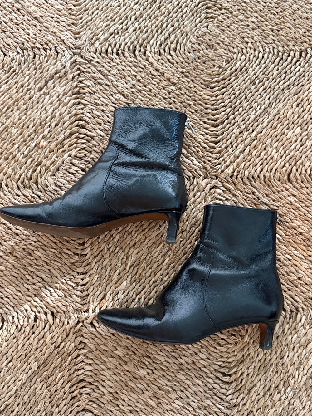 Madewell Black Leather Pointed-Toe Kitten Heel Ankle Boots